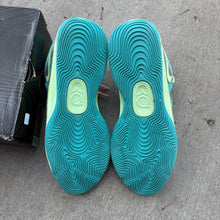 Load image into Gallery viewer, Nike Jonquel Jones Bahamas KD 17s Size 13

