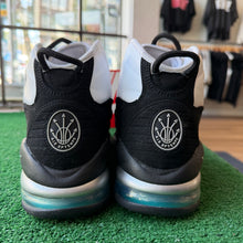 Load image into Gallery viewer, Nike Air Max Uptempo 95s Size 12
