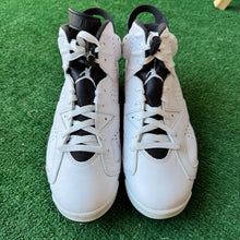 Load image into Gallery viewer, Jordan Oreo 6s Size 11
