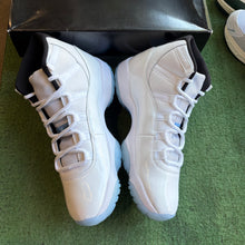 Load image into Gallery viewer, Jordan Legend Blue 11s Size 11
