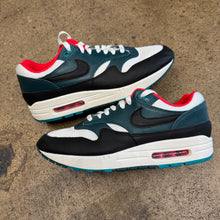 Load image into Gallery viewer, Nike Air Max LeBron James Liverpool 1s Size 10
