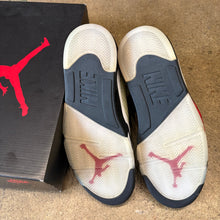 Load image into Gallery viewer, Jordan White Fire Red 5s Size 12
