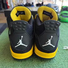 Load image into Gallery viewer, Jordan Yellow Thunder 4s Size 10.5

