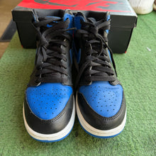 Load image into Gallery viewer, Jordan Royal 1s Size 7Y
