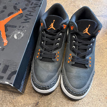 Load image into Gallery viewer, Jordan Fear 3s Size 7Y
