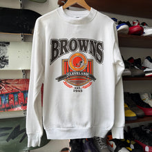 Load image into Gallery viewer, Vintage Cleveland Browns Crewneck Size L

