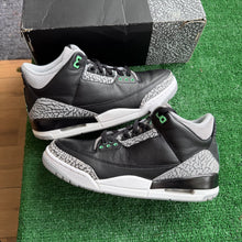 Load image into Gallery viewer, Jordan Green Glow 3s Size 9
