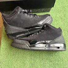 Load image into Gallery viewer, Jordan Black Cat 3s Size 7Y
