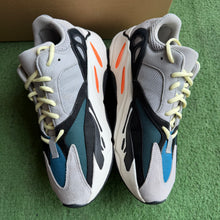 Load image into Gallery viewer, Adidas Yeezy Wave Runner 700s Size 10

