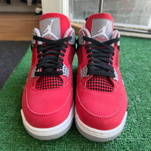 Load image into Gallery viewer, Jordan Toro 4s Size 9
