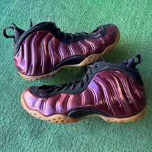 Load image into Gallery viewer, Nike Maroon Foamposites Size 10

