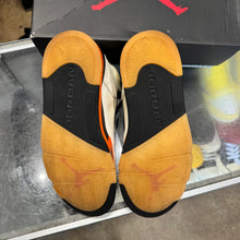 Load image into Gallery viewer, Jordan Shattered Backboards Size 10.5

