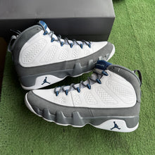 Load image into Gallery viewer, Jordan Flint 9s Size 12
