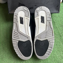 Load image into Gallery viewer, Jordan Tinker 3s Size 11
