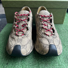 Load image into Gallery viewer, Gucci Run Sneakers Size 9UK
