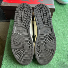 Load image into Gallery viewer, Jordan Travis Scott Mocha High 1s Size 14
