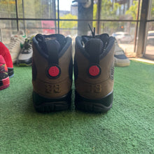 Load image into Gallery viewer, Jordan Olive 9s Size 10.5
