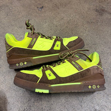 Load image into Gallery viewer, Louis Vuitton Trainers Size 10UK
