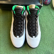 Load image into Gallery viewer, Jordan Seattle 10s Size 13
