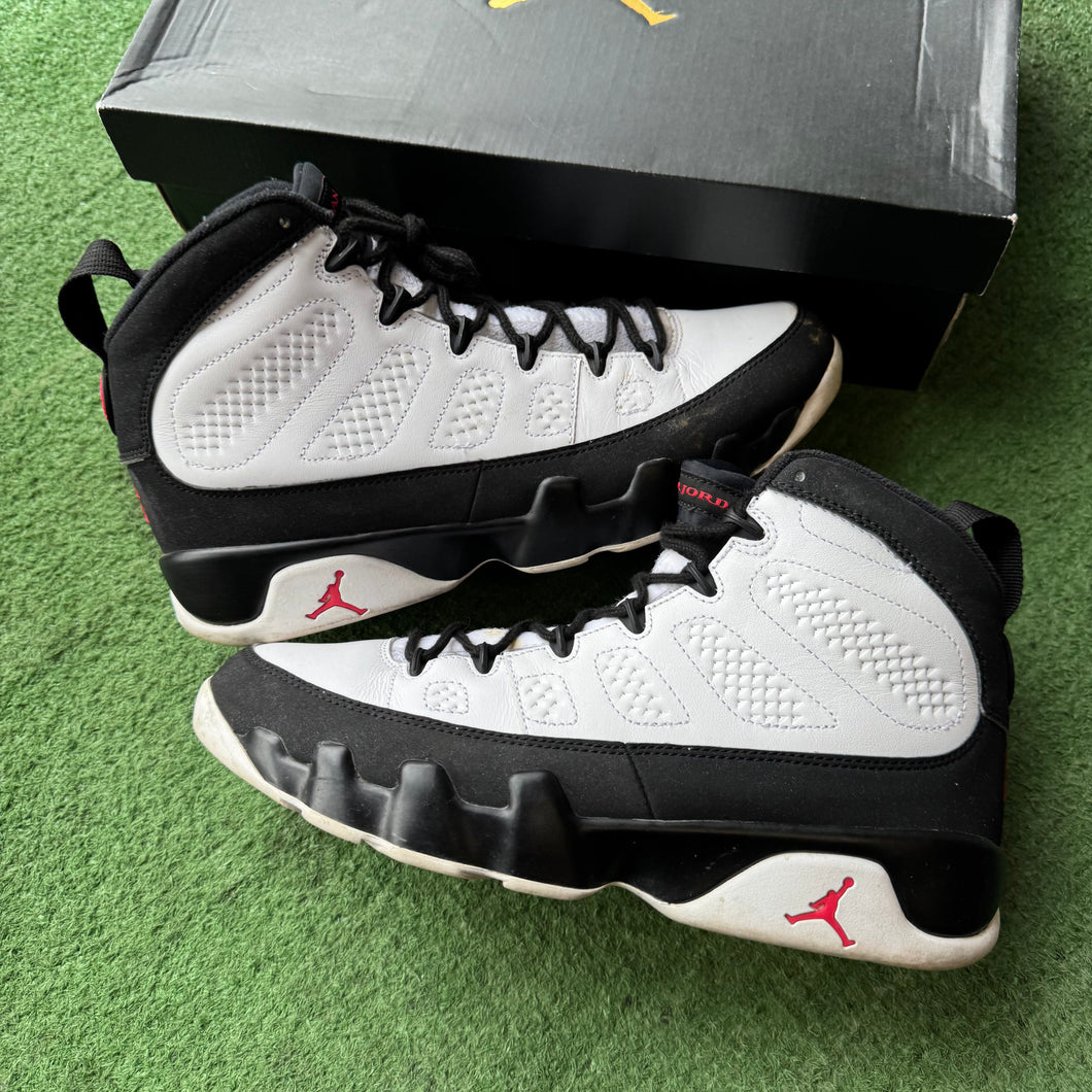 Jordan OG 9s Size 10.5
