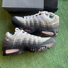 Load image into Gallery viewer, Nike Big Bubble Pink Foam Air Max 95s Size 11.5W/10

