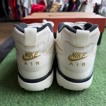 Load image into Gallery viewer, Nike Must Be The Money Air Diamond Turfs Size 9.5
