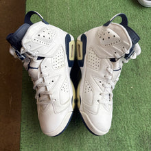 Load image into Gallery viewer, Jordan Midnight Navy 6s Size 8.5
