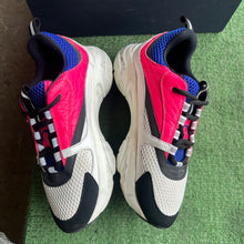 Load image into Gallery viewer, Dior B22s Size 40

