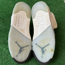 Load image into Gallery viewer, Jordan White Metallic 5s Size 11.5
