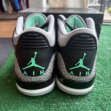 Load image into Gallery viewer, Jordan Green Glow 3s Size 12
