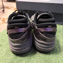 Load image into Gallery viewer, New Balance 1000s Size 9.5
