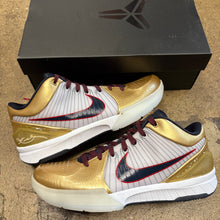 Load image into Gallery viewer, Nike Kobe Gold Medal Size 9
