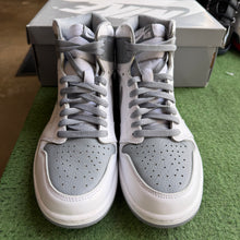 Load image into Gallery viewer, Jordan Stealth 1s Size 10.5
