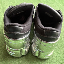 Load image into Gallery viewer, Adidas RAF Simons Ozweegos Size 7
