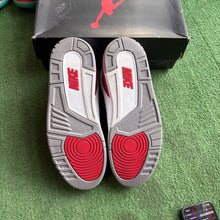 Load image into Gallery viewer, Jordan Fire Red 3s Size 12
