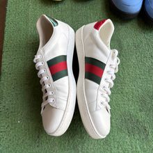 Load image into Gallery viewer, Gucci Aces Size 9UK
