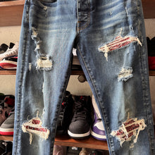 Load image into Gallery viewer, Amiri Denim Size 31
