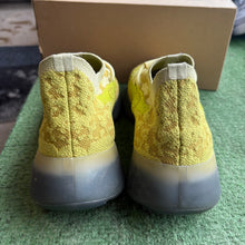 Load image into Gallery viewer, Adidas Yeezy Hylte 380s Size 9.5
