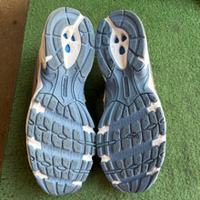 Load image into Gallery viewer, New Balance 740s Size 11.5
