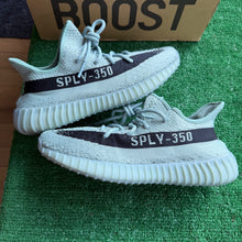 Load image into Gallery viewer, Adidas Yeezy Salt 350V2s Size 9.5
