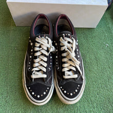 Load image into Gallery viewer, Vans OTW Pearlized Pack Black Old Skool 36s Size
10.5
