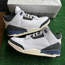 Load image into Gallery viewer, Jordan A Ma Maniere Diffused Blue 3s Size 10
