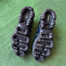 Load image into Gallery viewer, Nike VaporMax Plus Size 10.5
