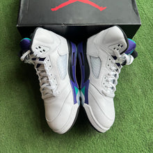 Load image into Gallery viewer, Jordan Grape 5s Size 10.5
