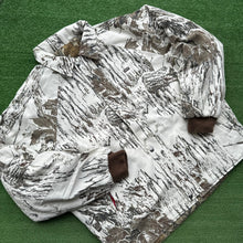 Load image into Gallery viewer, Supreme RealTree Reversible Quilted Jacket
