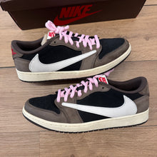Load image into Gallery viewer, Jordan Travis Scott Mocha Low 1s Size 11
