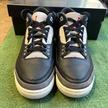 Load image into Gallery viewer, Jordan Rare Air 3s Size 7
