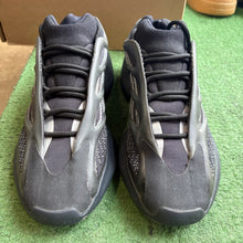 Load image into Gallery viewer, Adidas Yeezy Dark Glow 700 V3s Size 10.5
