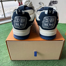 Load image into Gallery viewer, Louis Vuitton Skates Size 10 UK
