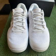 Load image into Gallery viewer, Nike Kobe Halo Protro 8s Size 13
